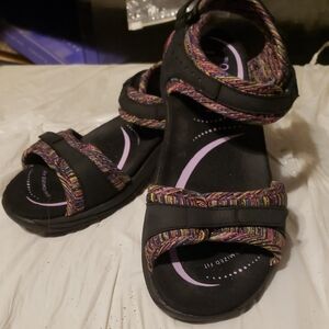 OBEO BIO SYSTEM SANDALS SIZE 7